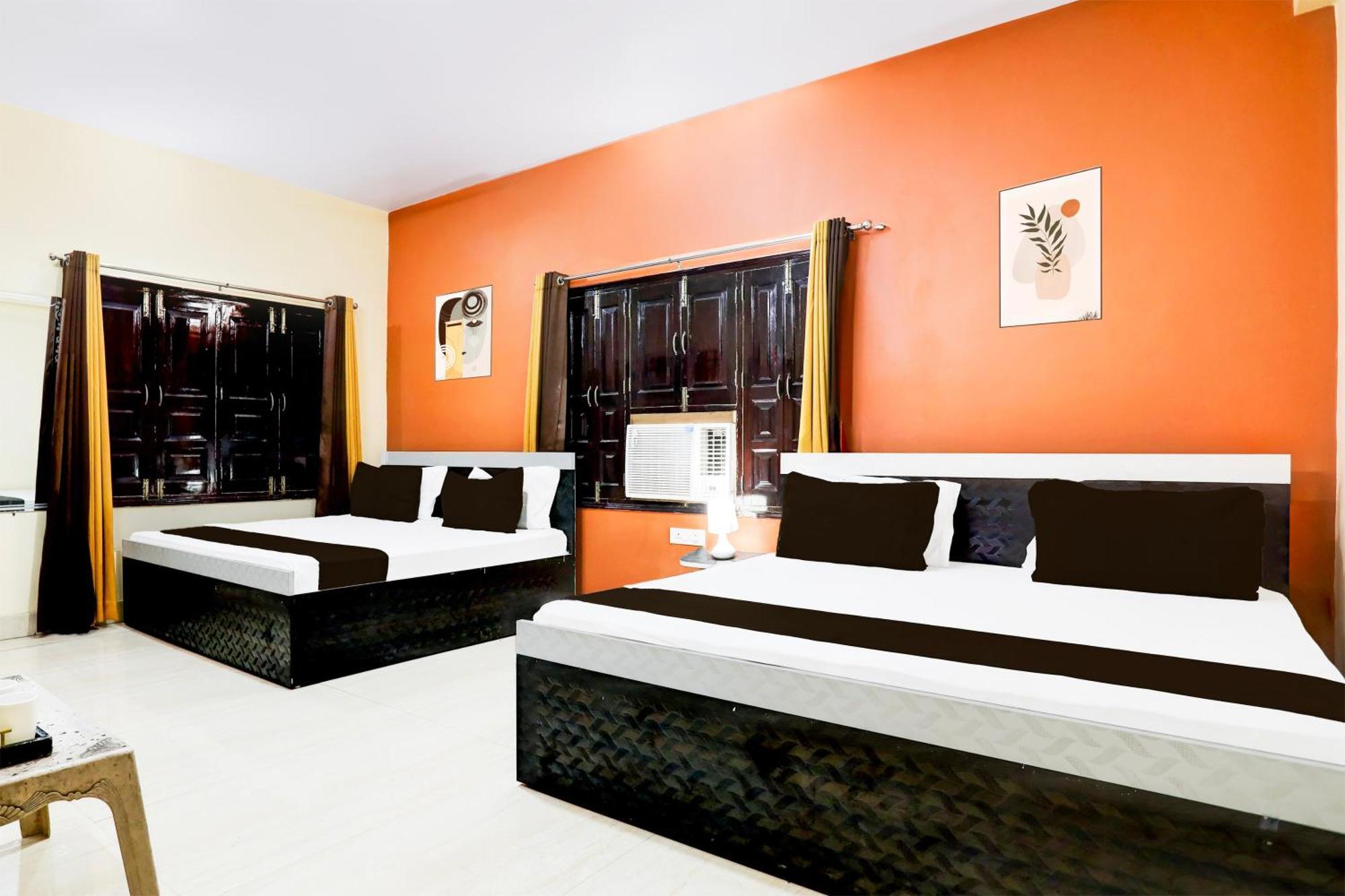 Hotel O R B Palace Waranasi Zewnętrze zdjęcie