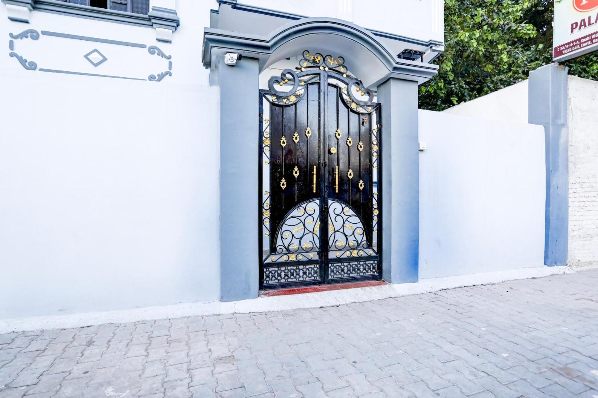 Hotel O R B Palace Waranasi Zewnętrze zdjęcie